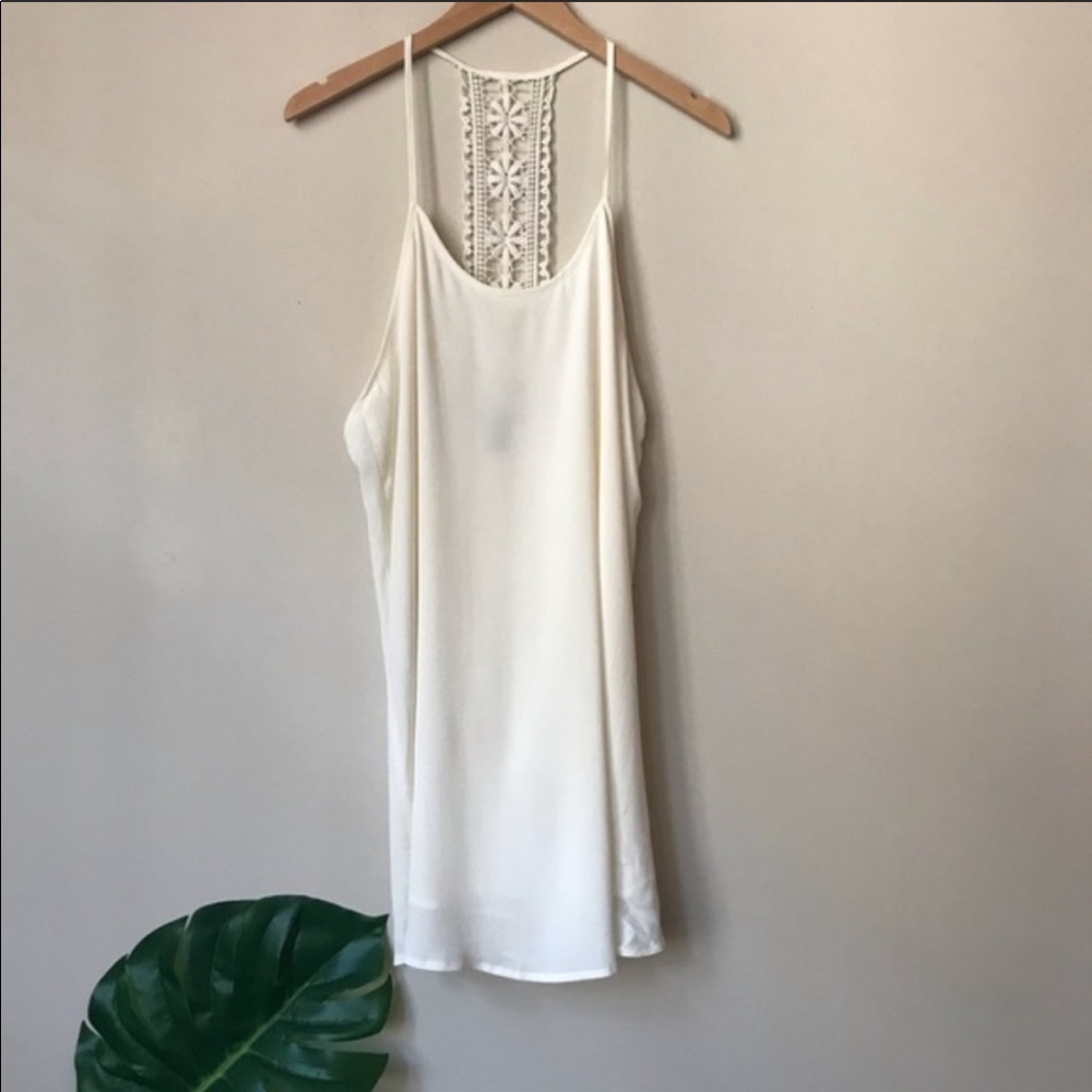 Slip dress with unique lace back Forever 21